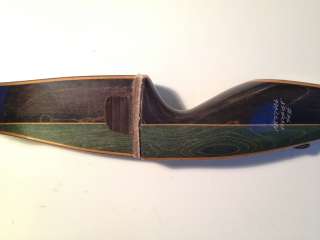 1970s 45# Bear Grizzly Recurve Bow   Cracked  