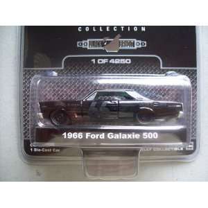   Greenlight Black Bandit Series 3 1966 Ford Galaxie 500 Toys & Games