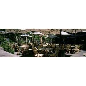 Empty Tables in a Restaurant, Bryant Park, Manhattan, New York, USA 