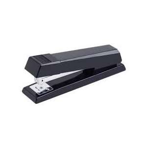   jams. Stapler features fully padded base, automatic retracting staple