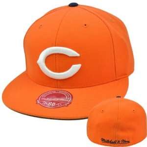   Throwback Logo Hat Cap Fitted TK42 Orange Chicago Bears Size 7 Sports